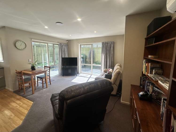 19B Bassett Street Burwood_2