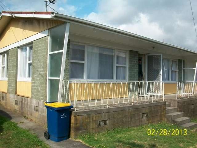 1/96 Te Atatu Road Te Atatu South_1