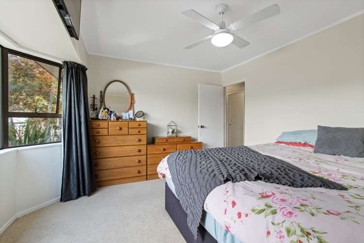 28 Lansdowne Crescent Glenview_10