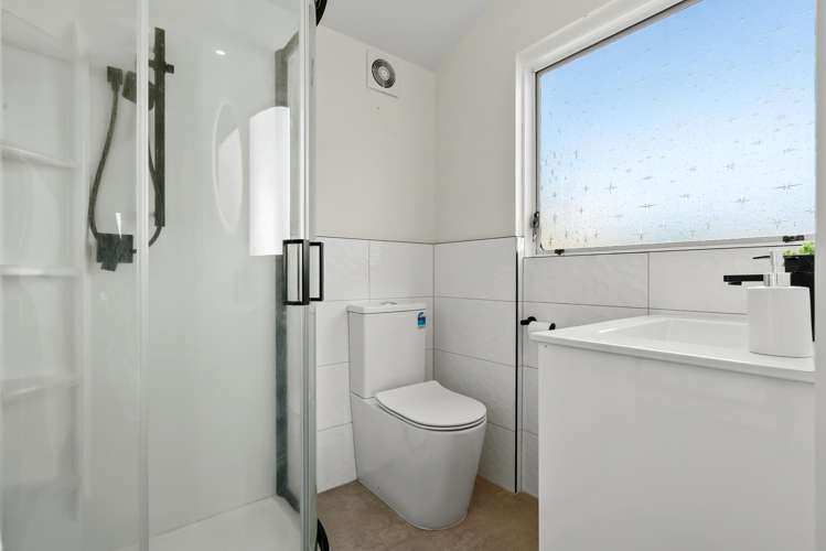 26 Eugenia Rise Totara Heights_10