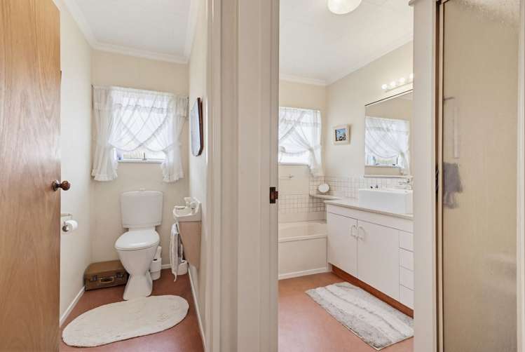 66 Tukapa Street Westown_21