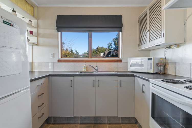 16a Highfield Crescent Brookfield_5