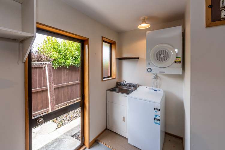 2/180 Hawthornden Road Avonhead_18