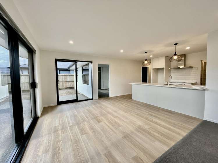 25 Comer Street 1447_4