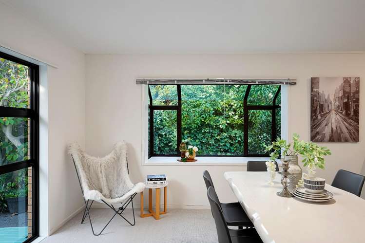 4 Rhinevale Close Henderson_30