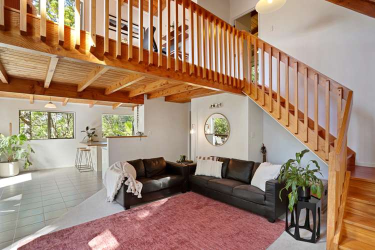 183 Laingholm Drive_1