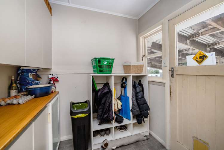 12 Fox Street Featherston_13