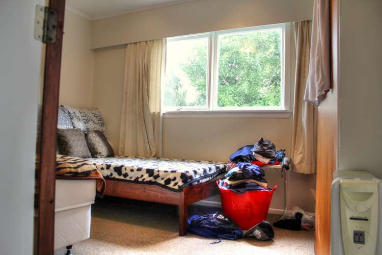 102 Titirangi Road New Lynn_16