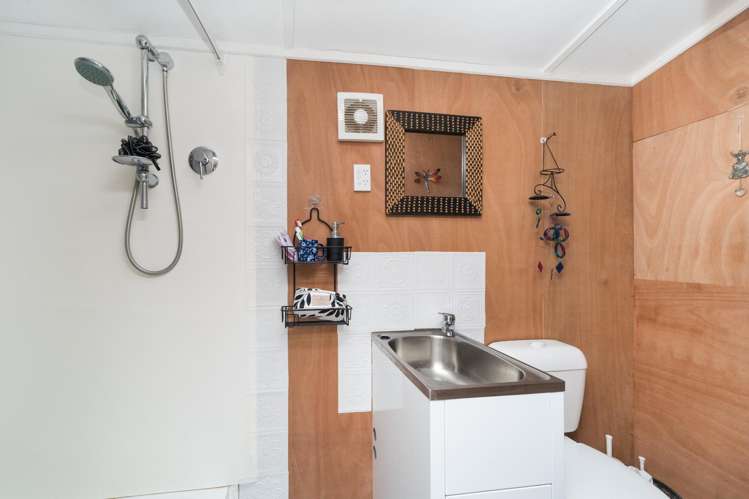 2a Fitzroy Street Feilding_23