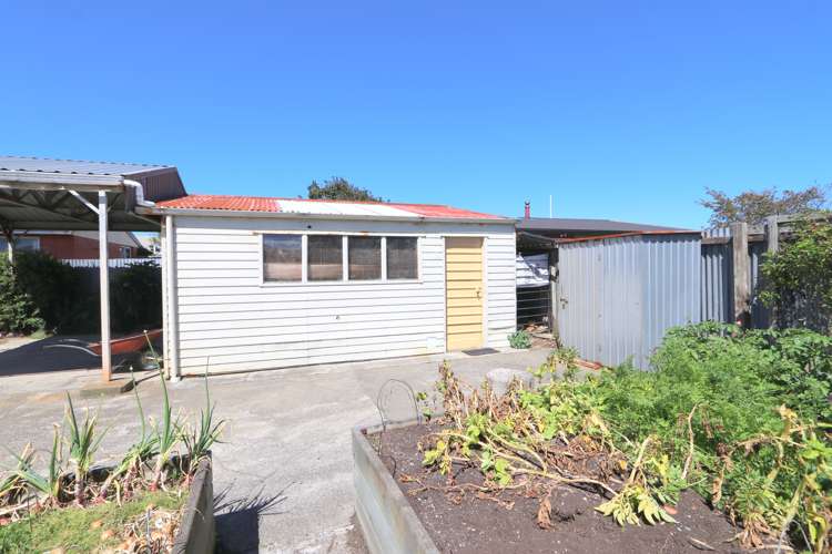 5 Ottrey Street Clifton_7