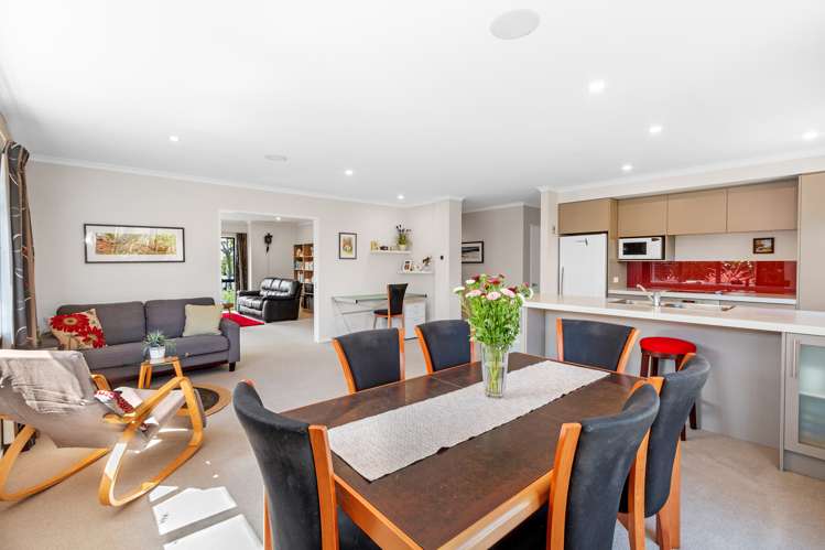 25 John Campbell Crescent Hillmorton_7