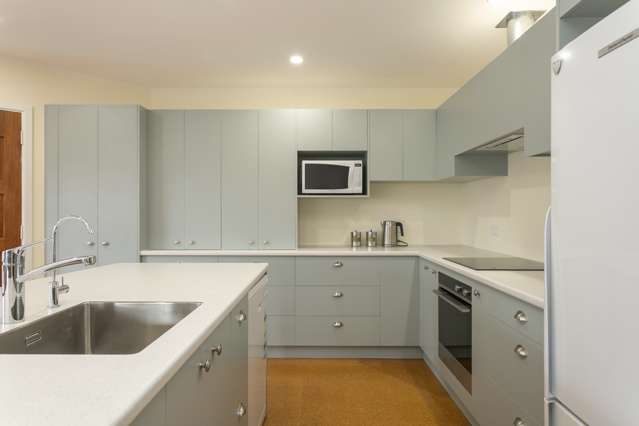 21 Chesham Avenue Waipahihi_2