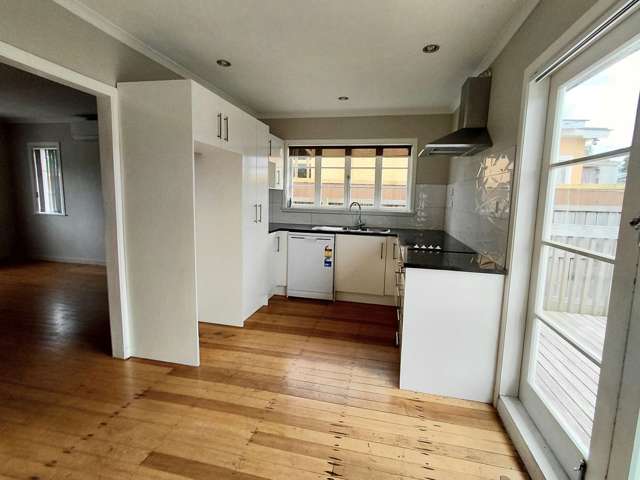 383 West Coast Road Glen Eden_4