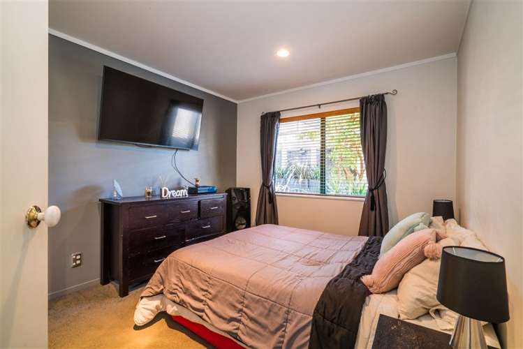 2/23a Vincent Street Howick_29