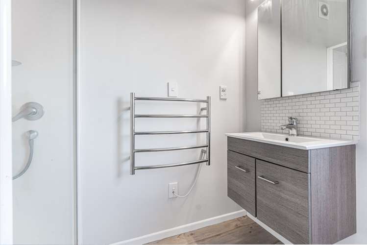 29 Matapana Road Palm Beach_14