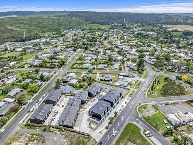 4/1064-1068 Coatesville Riverhead Highway Riverhead_2