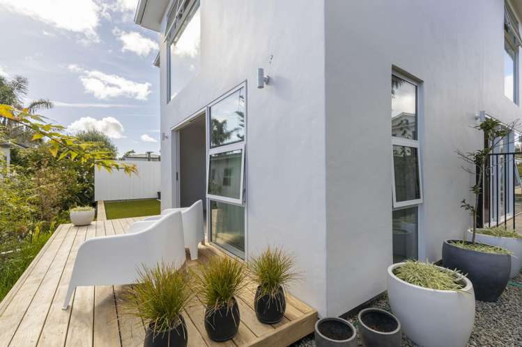 199A Gill Street Strandon_23