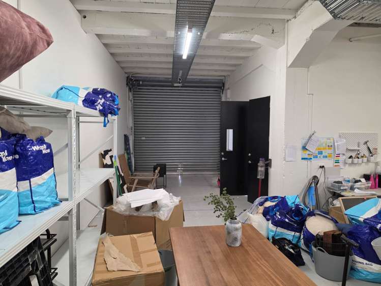 26-28 Barrys Point Road Takapuna_3