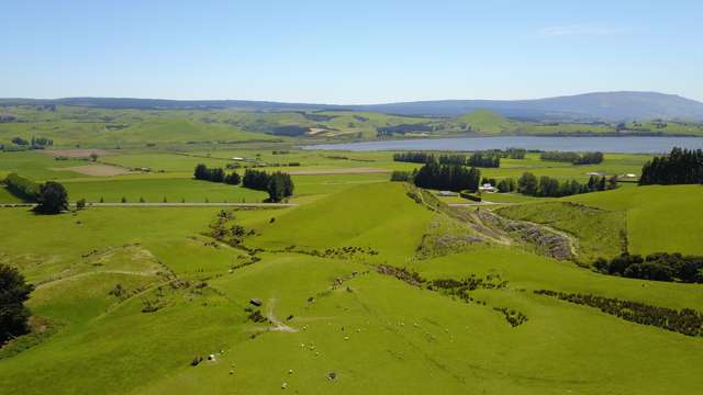 Waihola Highway Waihola_1