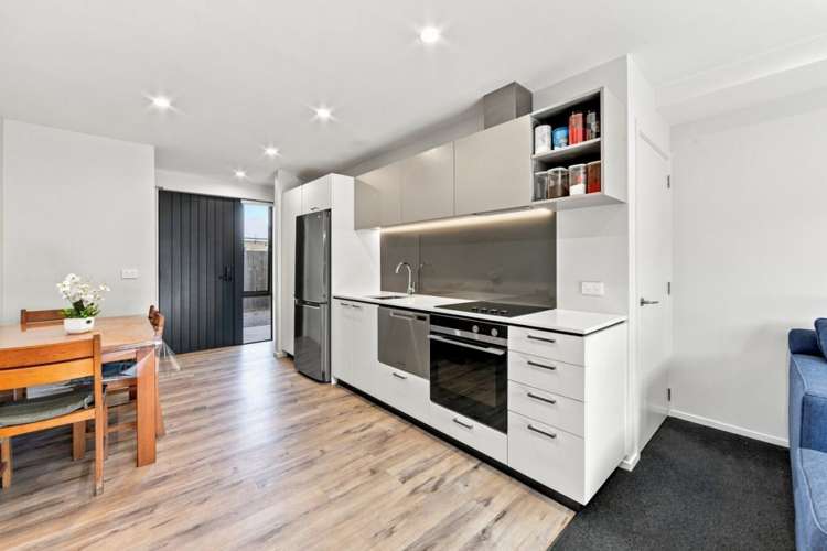 4/9 Grove Road Addington_7