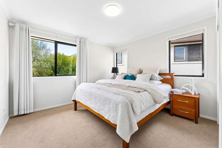 6 Ashurst Lane Greenhithe_11
