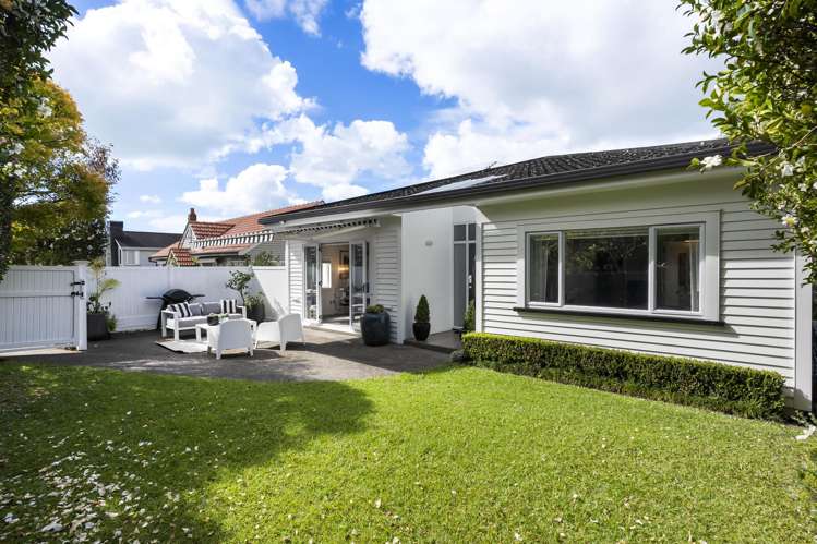 52 Codrington Crescent_0