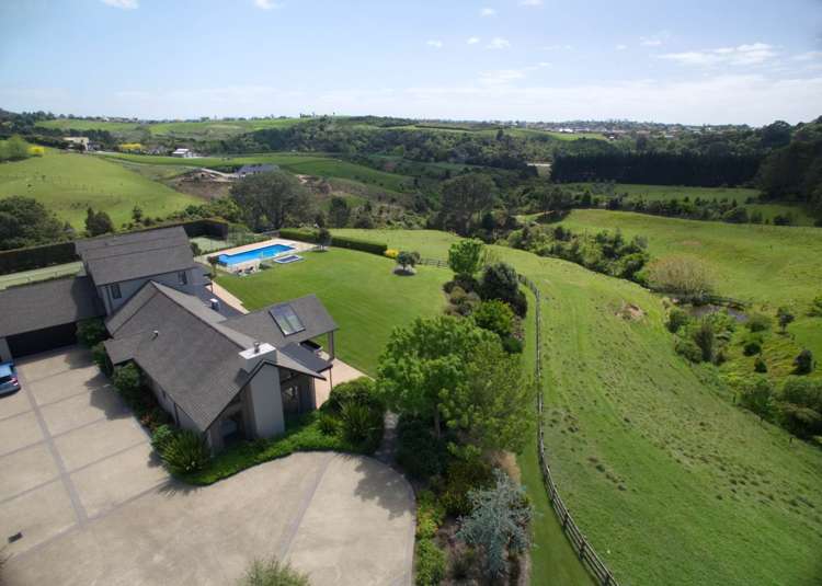 12 Tudor Park Drive Whitford_1