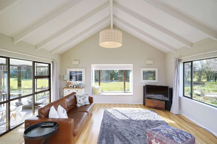 3818 Old West Coast Road Sheffield_4