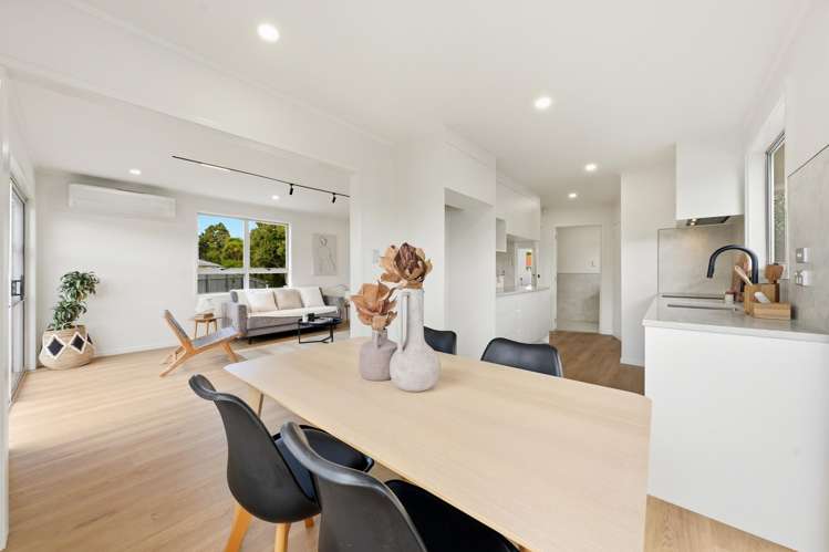 39 Taramea Street_5