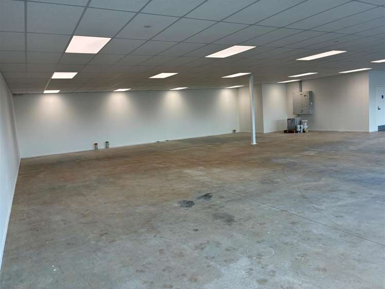 4/41 Karewa Place Te Rapa_2