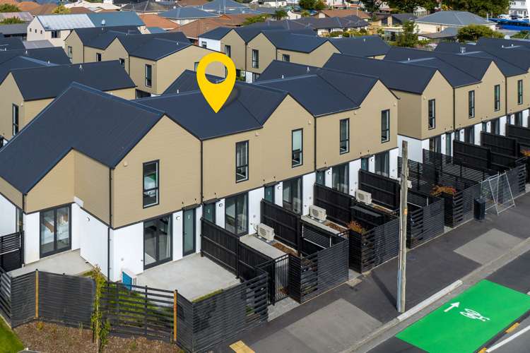 4/50 Antigua Street Addington_1