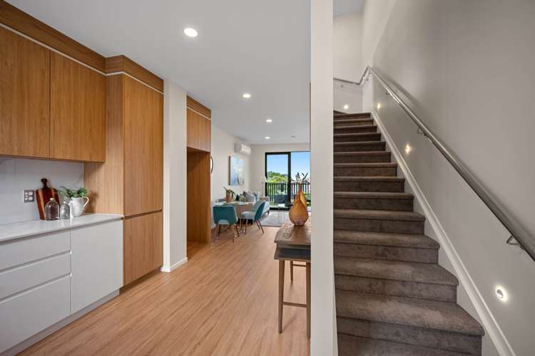 19/929-933 East Coast Road Torbay_3