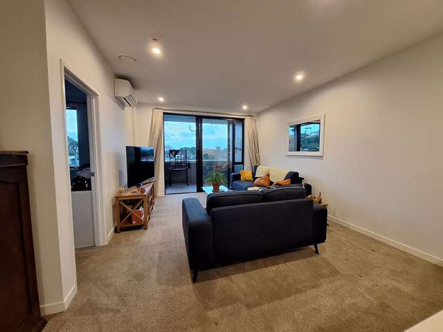 209/1 Kimiora Street Three Kings_2