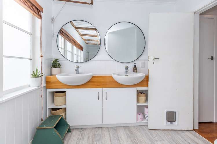 31 Firth Street Hamilton East_10