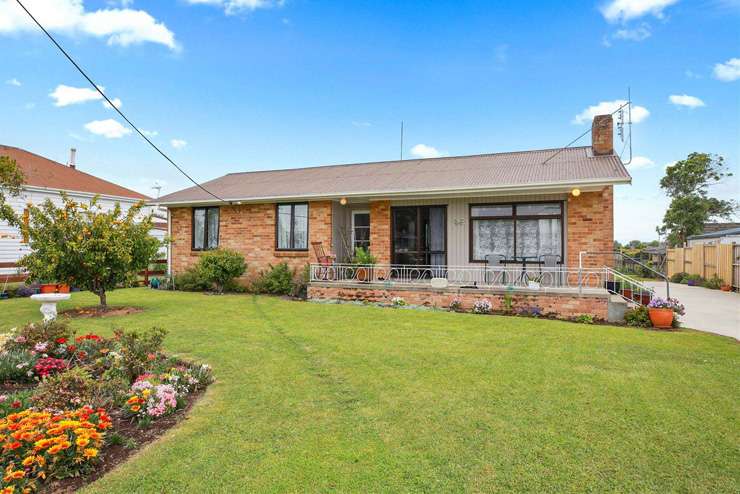 A three-bedroom home on Station Road, in Paeroa, sold last month for $485,000. Photo / Supplied