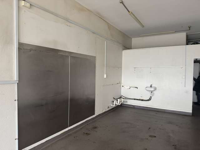 Shop 5/51-65 Pearn Crescent Northcote Central_4