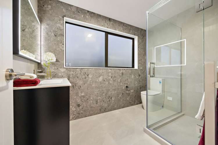 4 Bremner Ridge Street Flat Bush_34