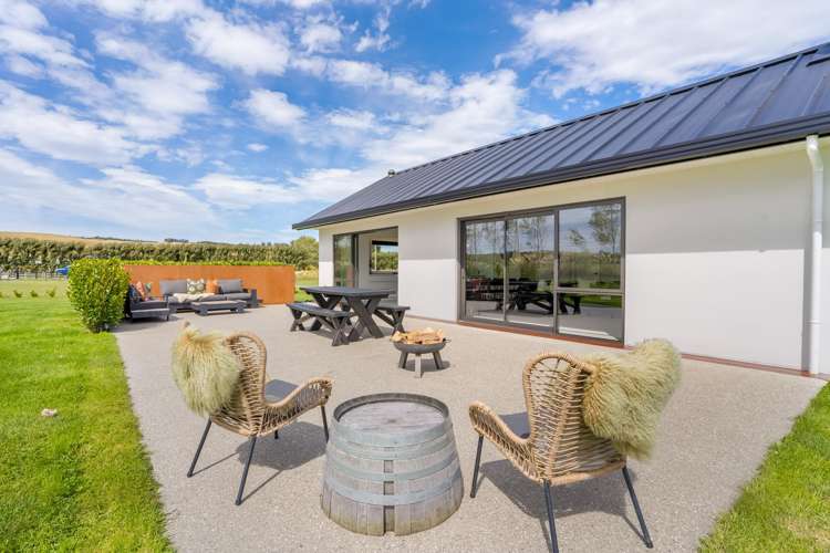 141 Devereux Road Winton_21