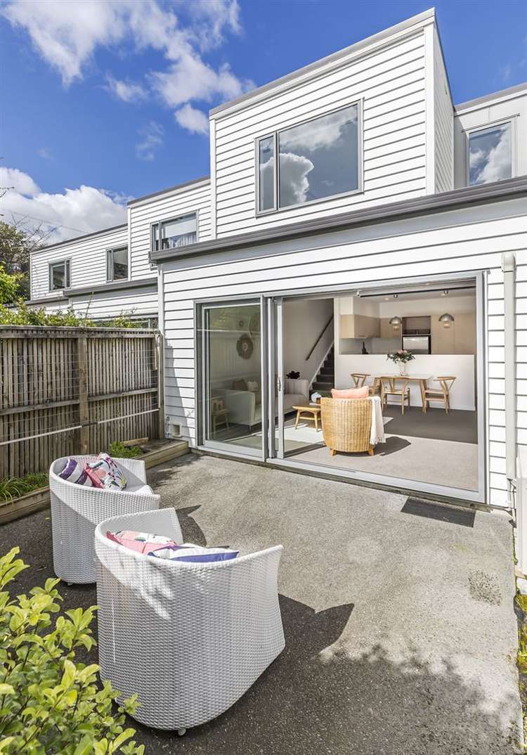 12/7 Handyside Street Tawa_17