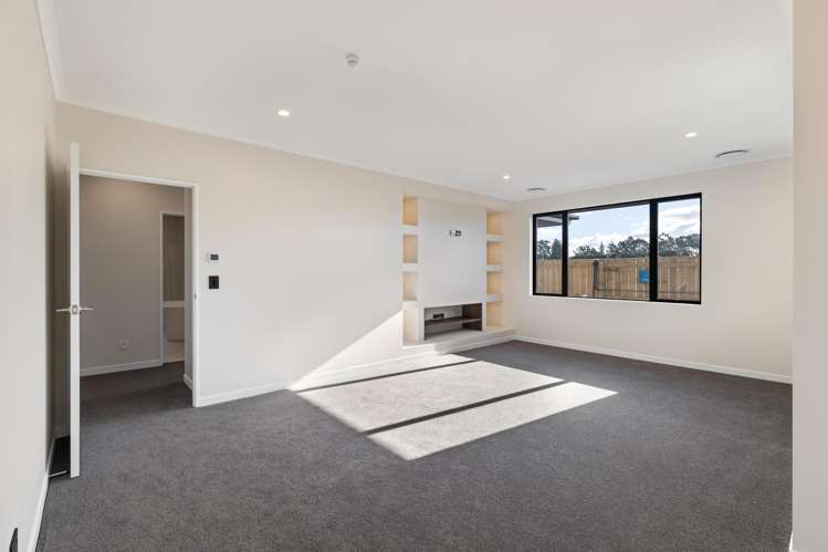 111 Churcher Street Feilding_17