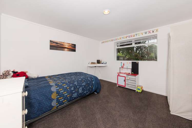 93 Tiroroa Avenue Te Atatu South_8