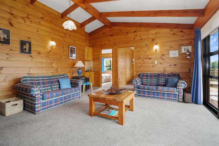 19 Wharewaka Road Wharewaka_9