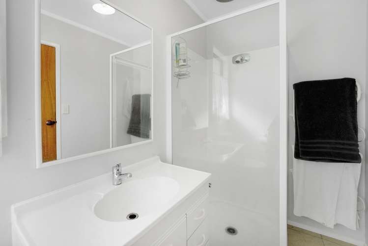 427 Bucklands Beach Road Bucklands Beach_17