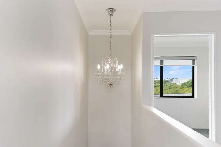 87 Naylors Drive Mangere_16