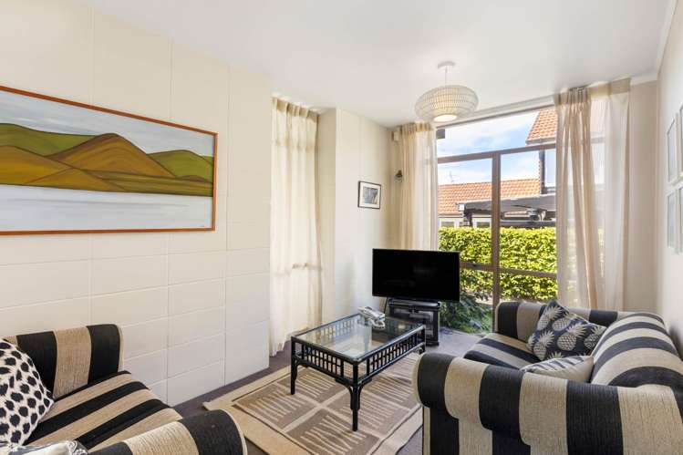 339 Riddell Road Glendowie_11