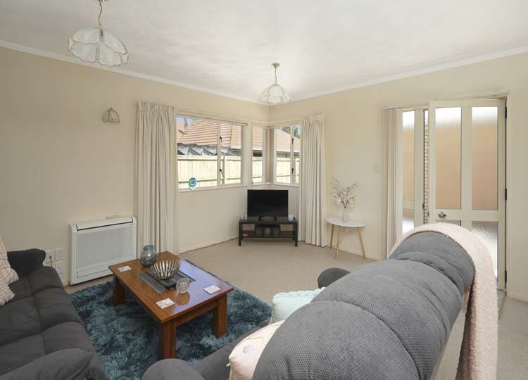 2/81 Kingsford Drive Stoke_6