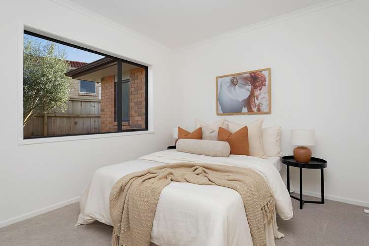 7 Fairford Avenue Henderson_16