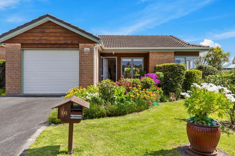 16 The Grove Red Beach_4