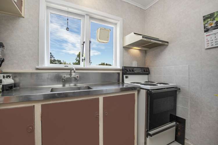 131 Seabrook Avenue New Lynn_7