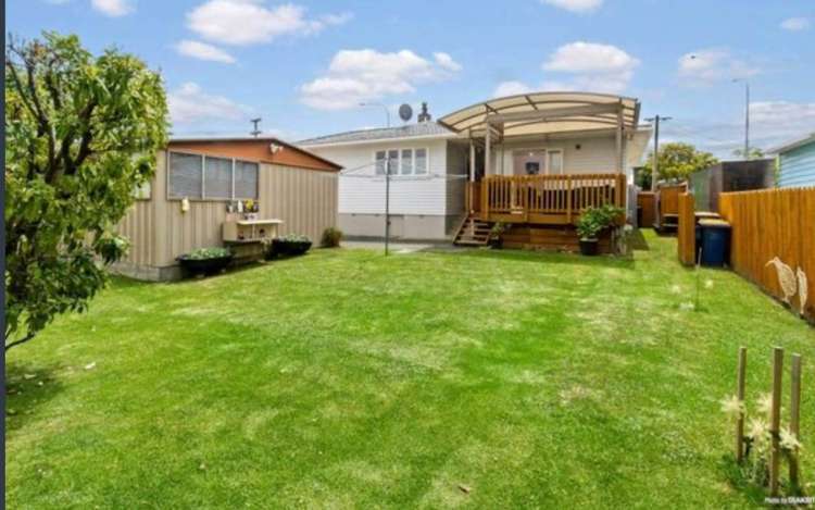 32 Gloria Avenue Te Atatu Peninsula_12